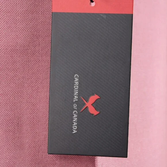 Cardinal of Canada NWT Wool / Silk Sport Coat Size 46R US In Pink Herringbone